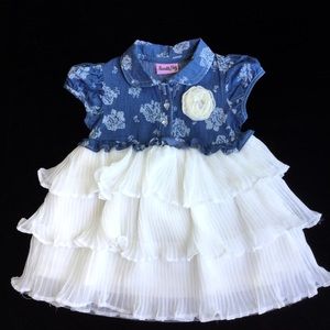 Dresses nannette baby. 6-9 months.